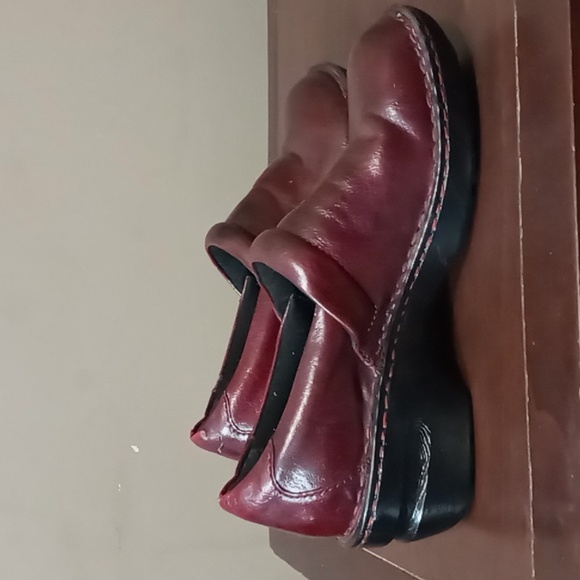 B.O.C Dark Red Mule Shoes Size 7.5 - Picture 3 of 6